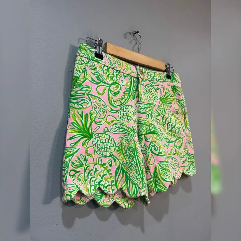Pink/Green Lilly Pulitzer Scalloped Hem Shorts Size 00 Like New - Picture 3 of 5
